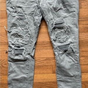 Distressed Gray Men's Jeans